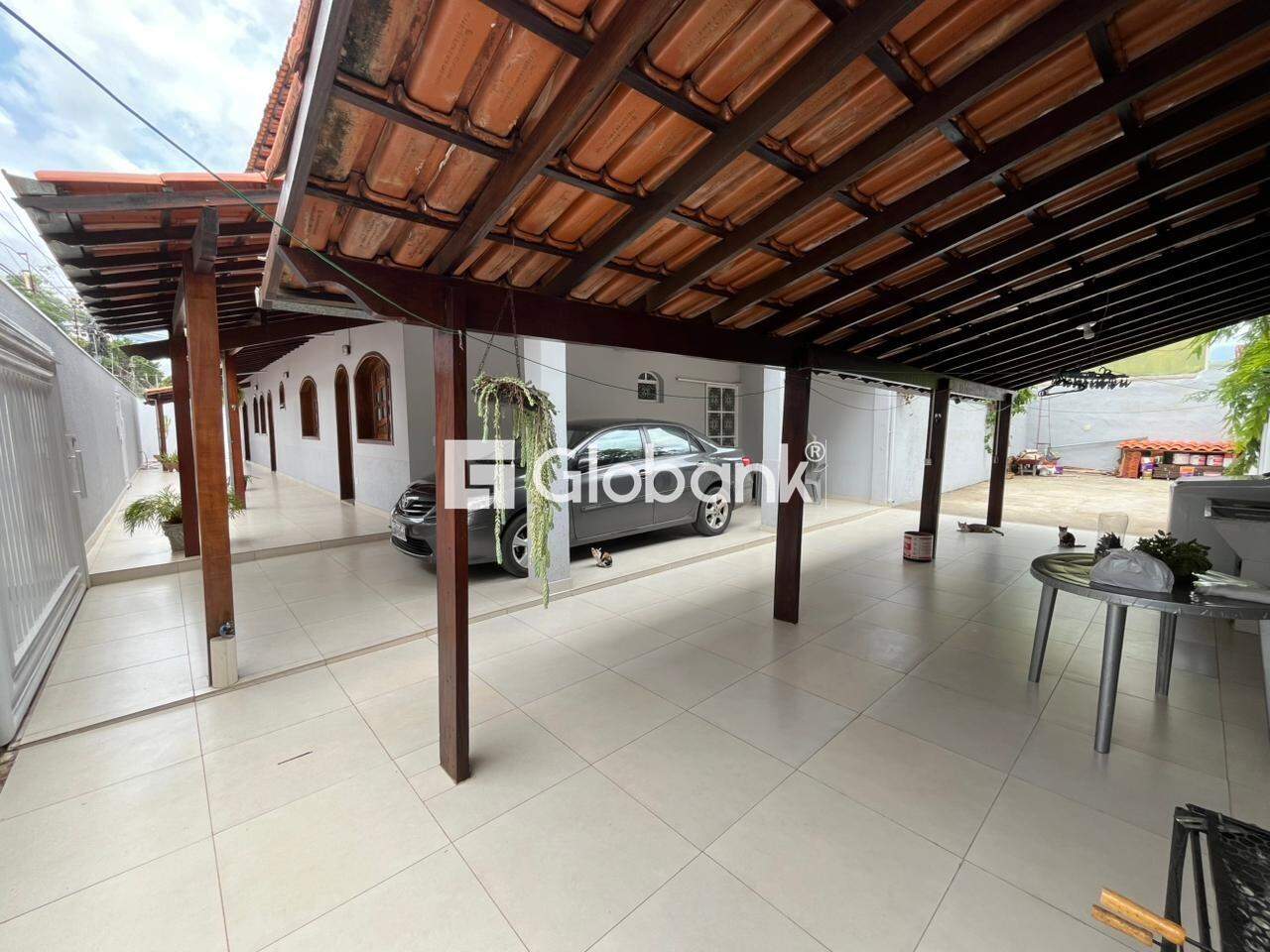 Casa 5 quartos para aluguel Melo 340m² Montes Claros MG: 