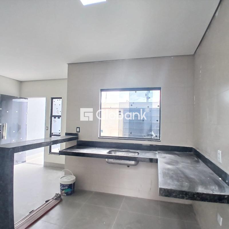 Casa 2 quartos à venda Jardim Olímpico 45m² Montes Claros MG: 