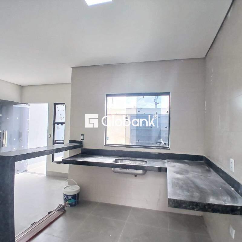 Casa 2 quartos à venda Jardim Olímpico 45m² Montes Claros MG: 