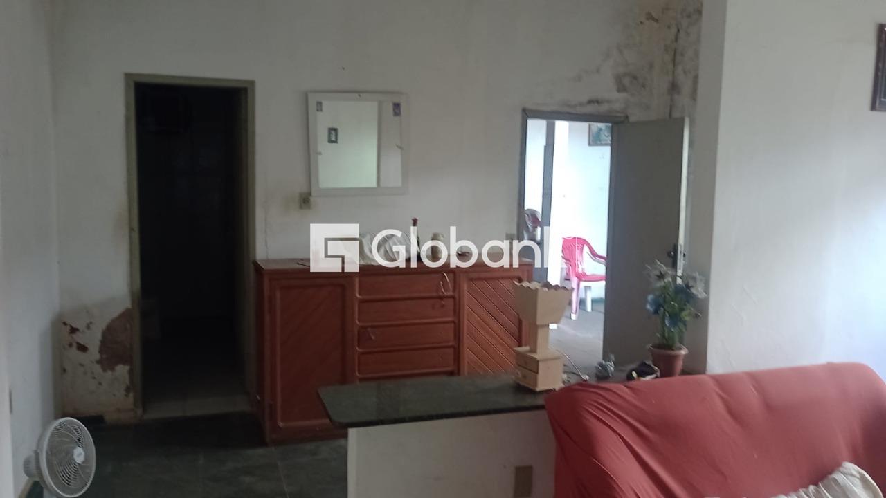 Casa 4 quartos à venda Monte Carmelo 225m² Montes Claros MG: 