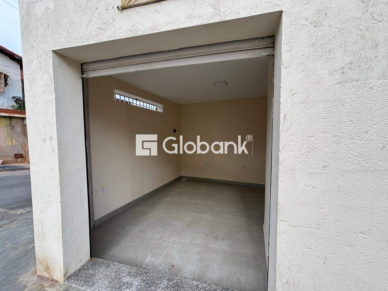 Ponto comercial para aluguel Santa Rita I 25m² Montes Claros MG: Entrada