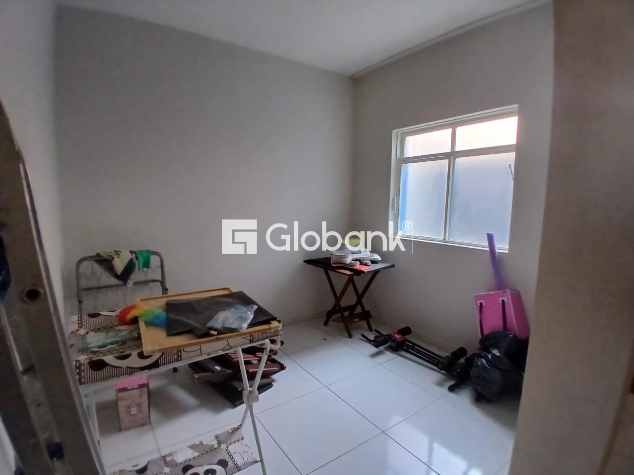 Casa 3 quartos à venda Morrinhos 150m² Montes Claros MG: 