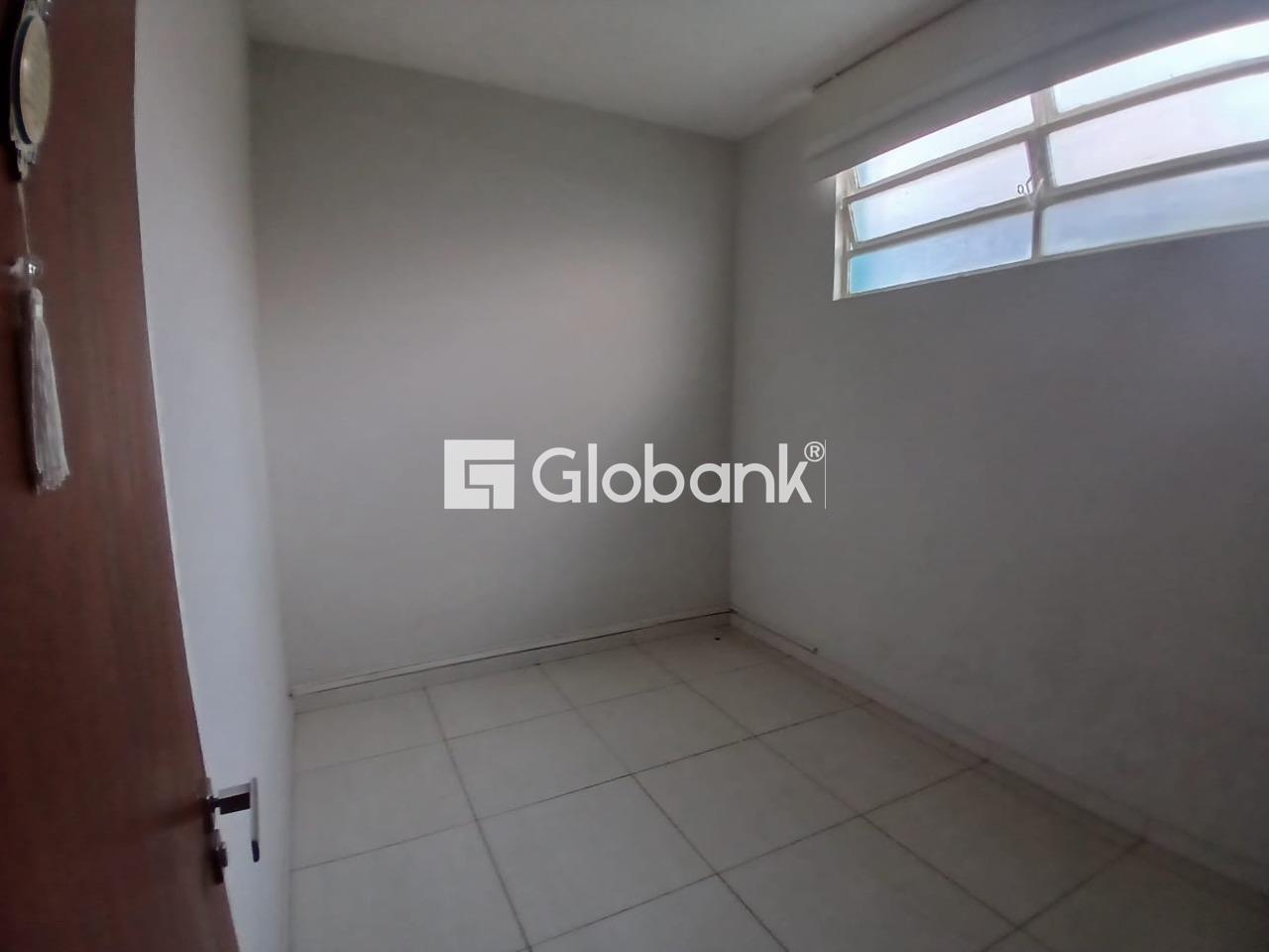 Casa 3 quartos à venda Morrinhos 150m² Montes Claros MG: 