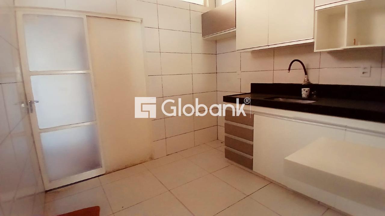Casa 3 quartos à venda Morrinhos 150m² Montes Claros MG: 