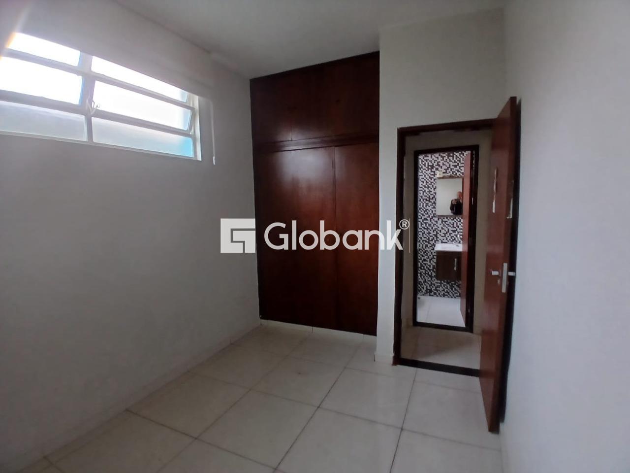 Casa 3 quartos à venda Morrinhos 150m² Montes Claros MG: 