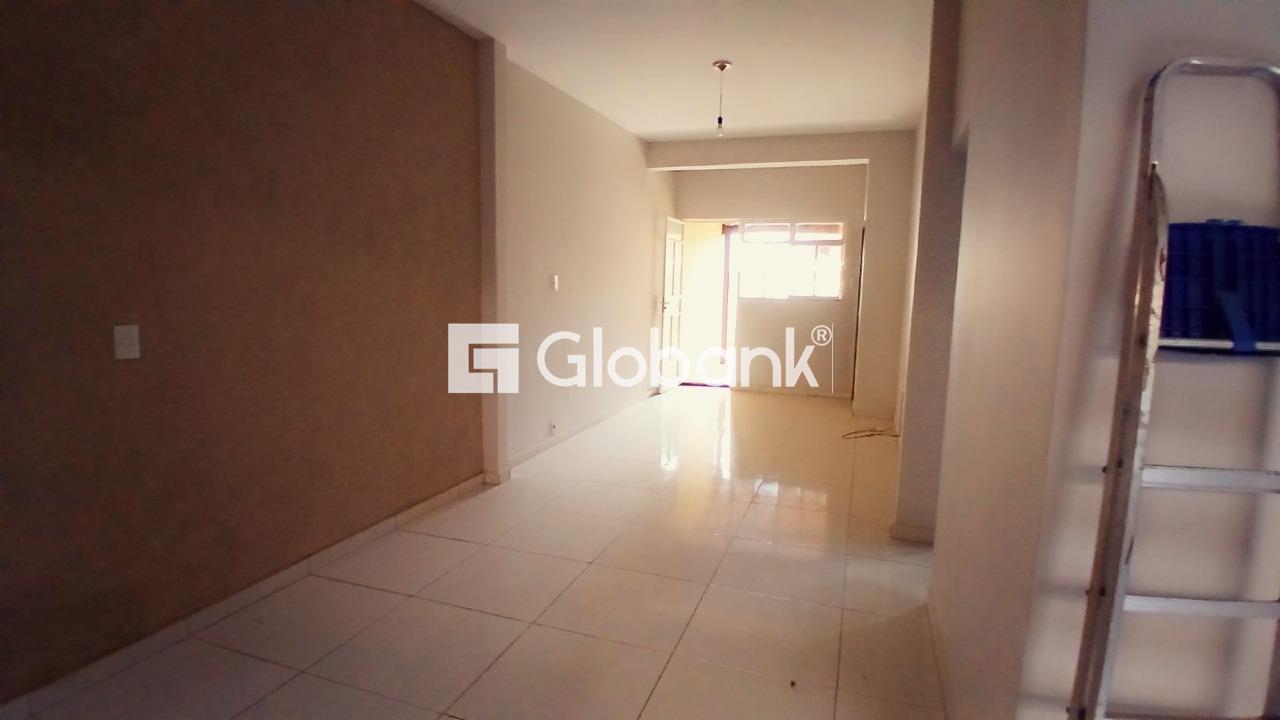 Casa 3 quartos à venda Morrinhos 150m² Montes Claros MG: 