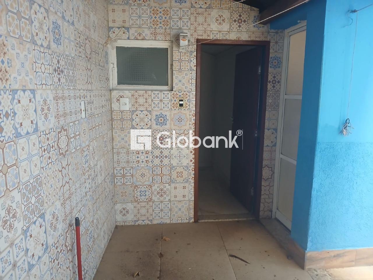 Casa 3 quartos à venda Morrinhos 150m² Montes Claros MG: 