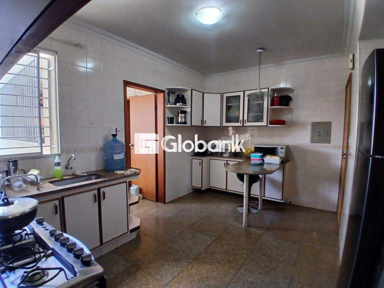 Apartamento 4 quartos à venda São José 146,49m² Montes Claros MG: 