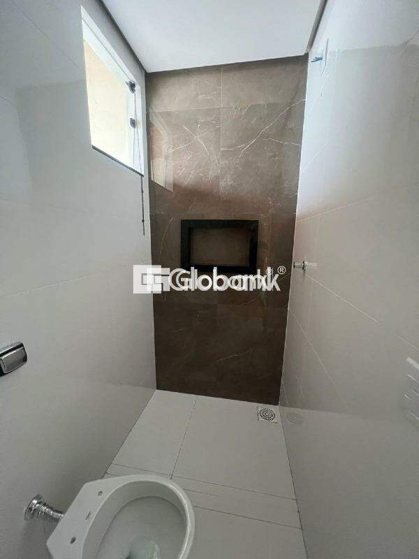 Casa 2 quartos à venda Jardim Olímpico 45m² Montes Claros MG: 