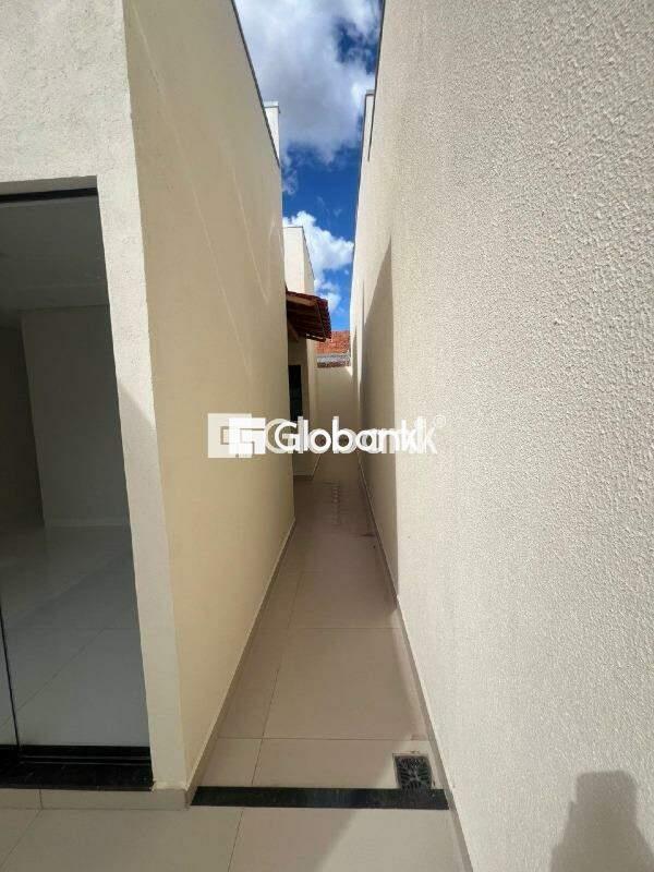 Casa 2 quartos à venda Jardim Olímpico 45m² Montes Claros MG: 