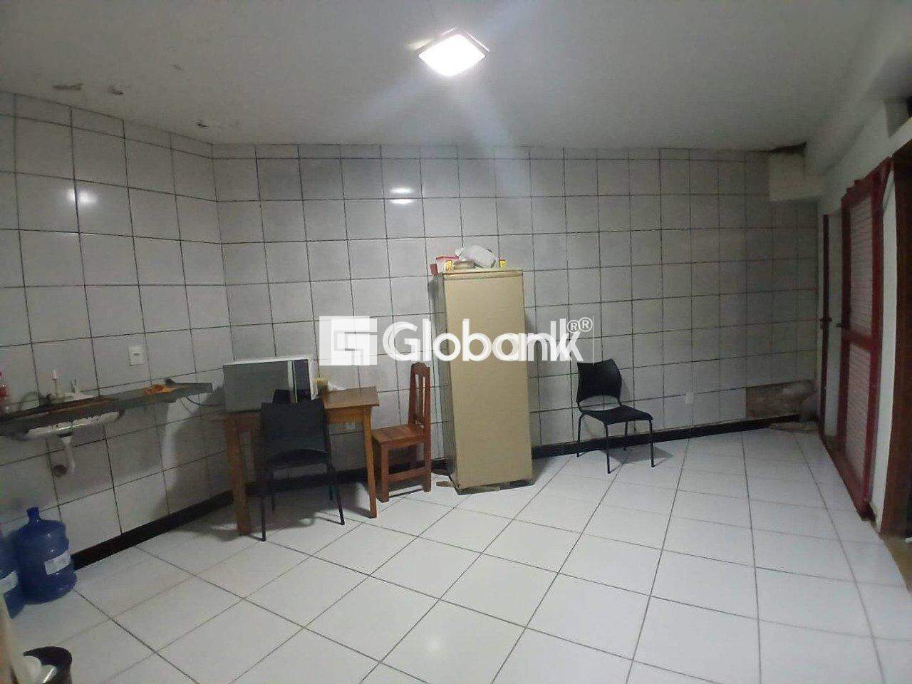 Ponto comercial à venda Centro 281m² Montes Claros MG: 