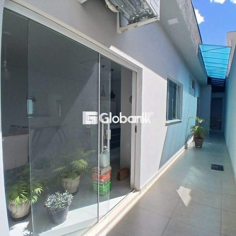 Casa 4 quartos à venda Planalto 280m² Montes Claros MG: 