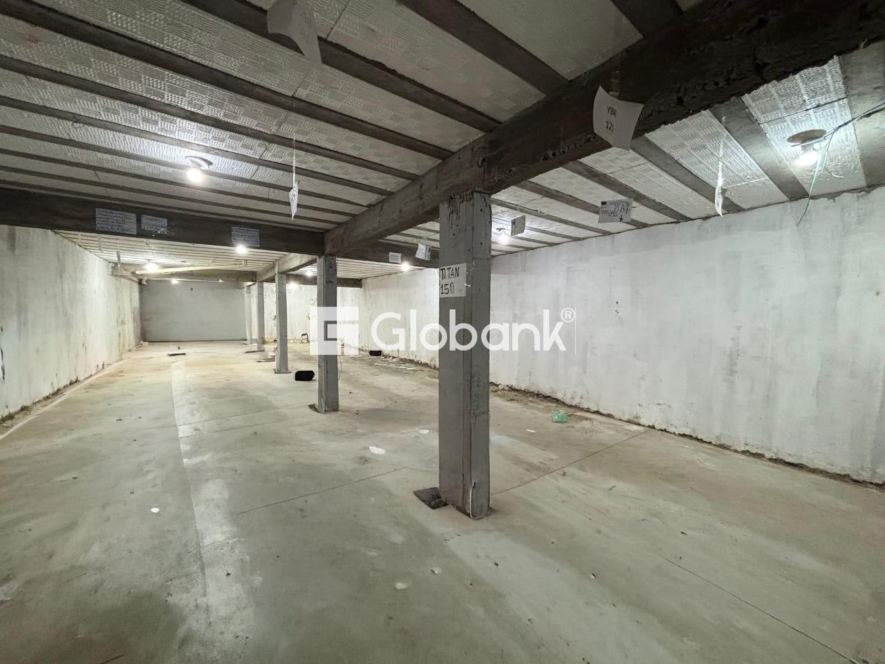 Ponto comercial para aluguel Major Prates 112m² Montes Claros MG: Sótão