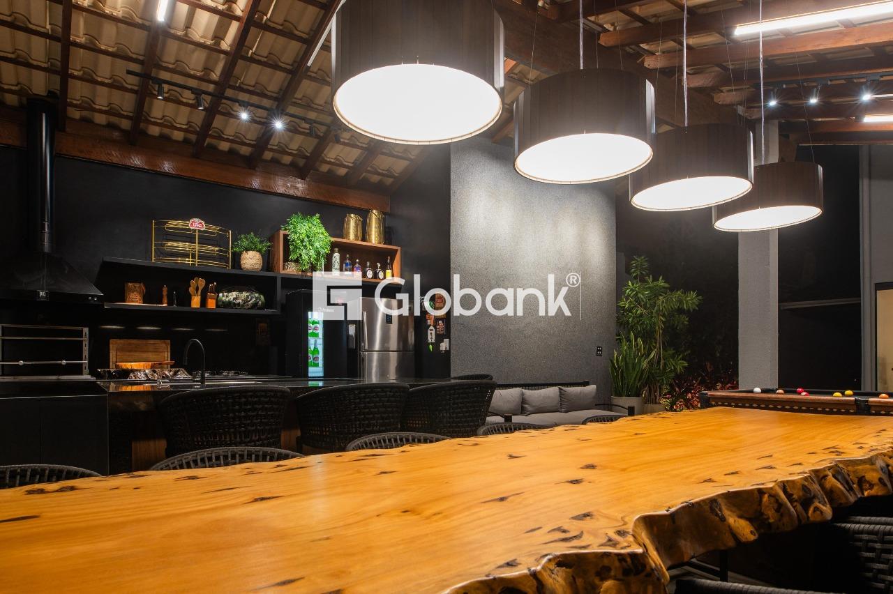 Casa 4 quartos à venda São José 287m² Montes Claros MG: 