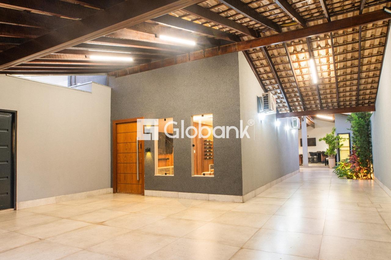 Casa 4 quartos à venda São José 287m² Montes Claros MG: 