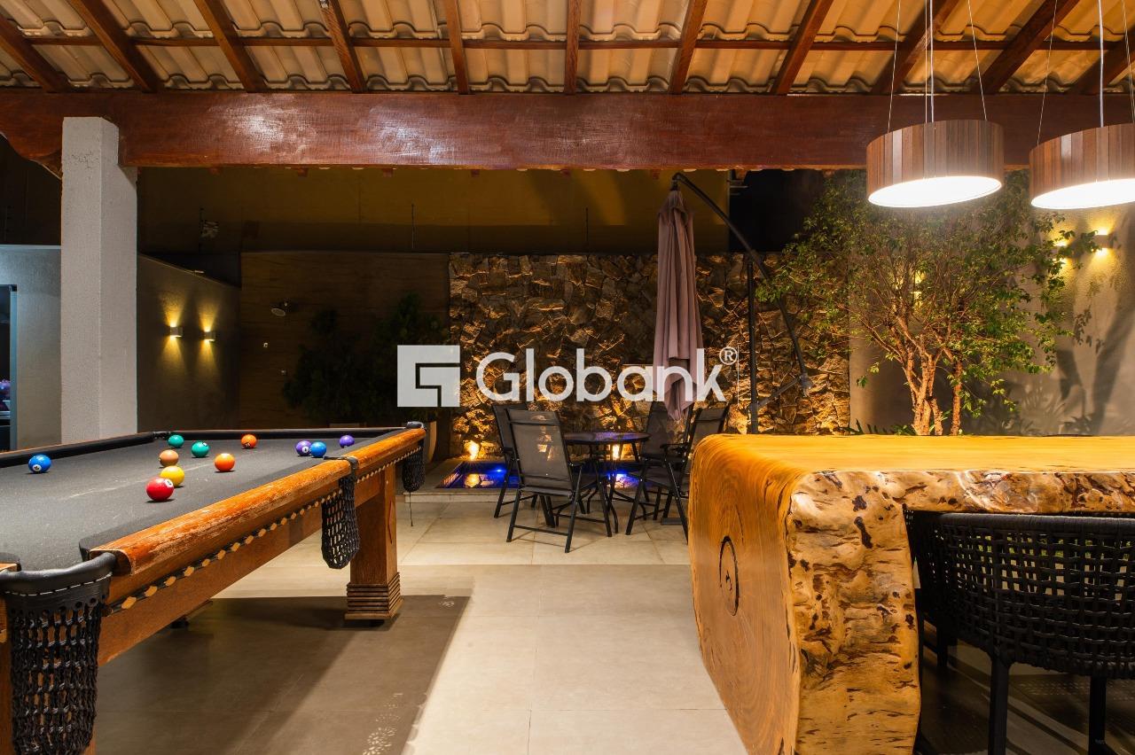 Casa 4 quartos à venda São José 287m² Montes Claros MG: 