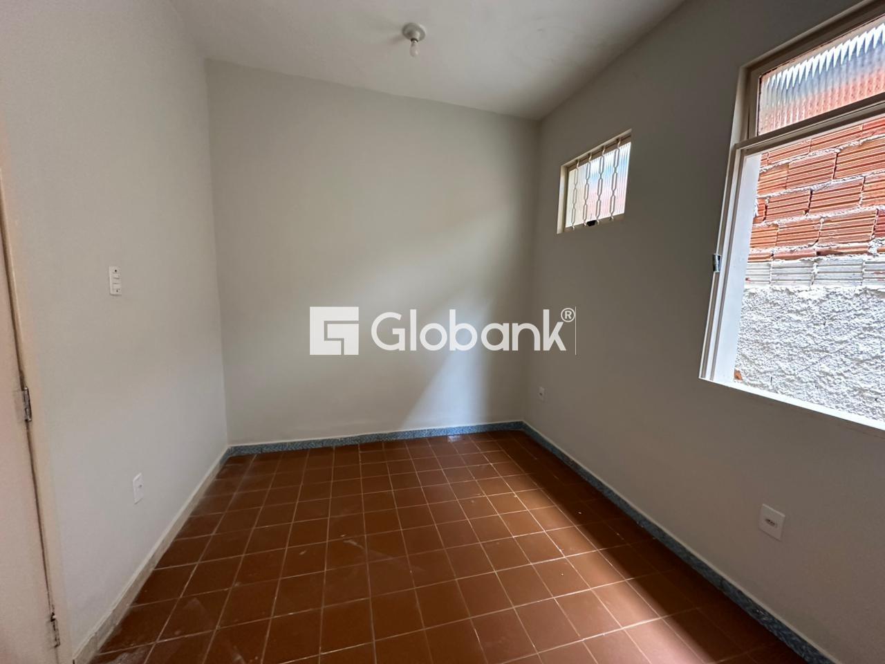 Casa 4 quartos para aluguel Edgar Pereira 110m² Montes Claros MG: Quarto