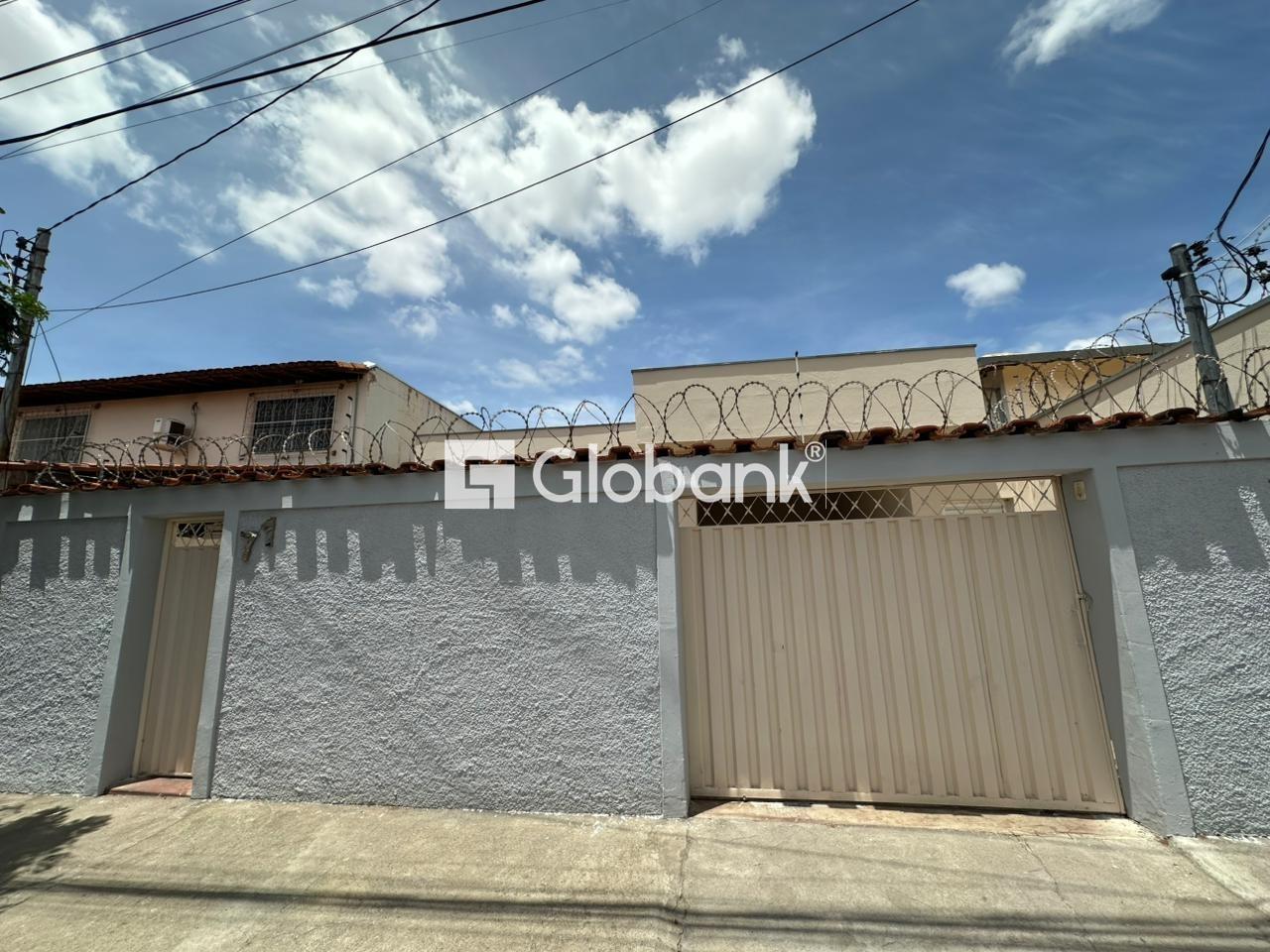 Casa 4 quartos para aluguel Edgar Pereira 110m² Montes Claros MG: Fachada