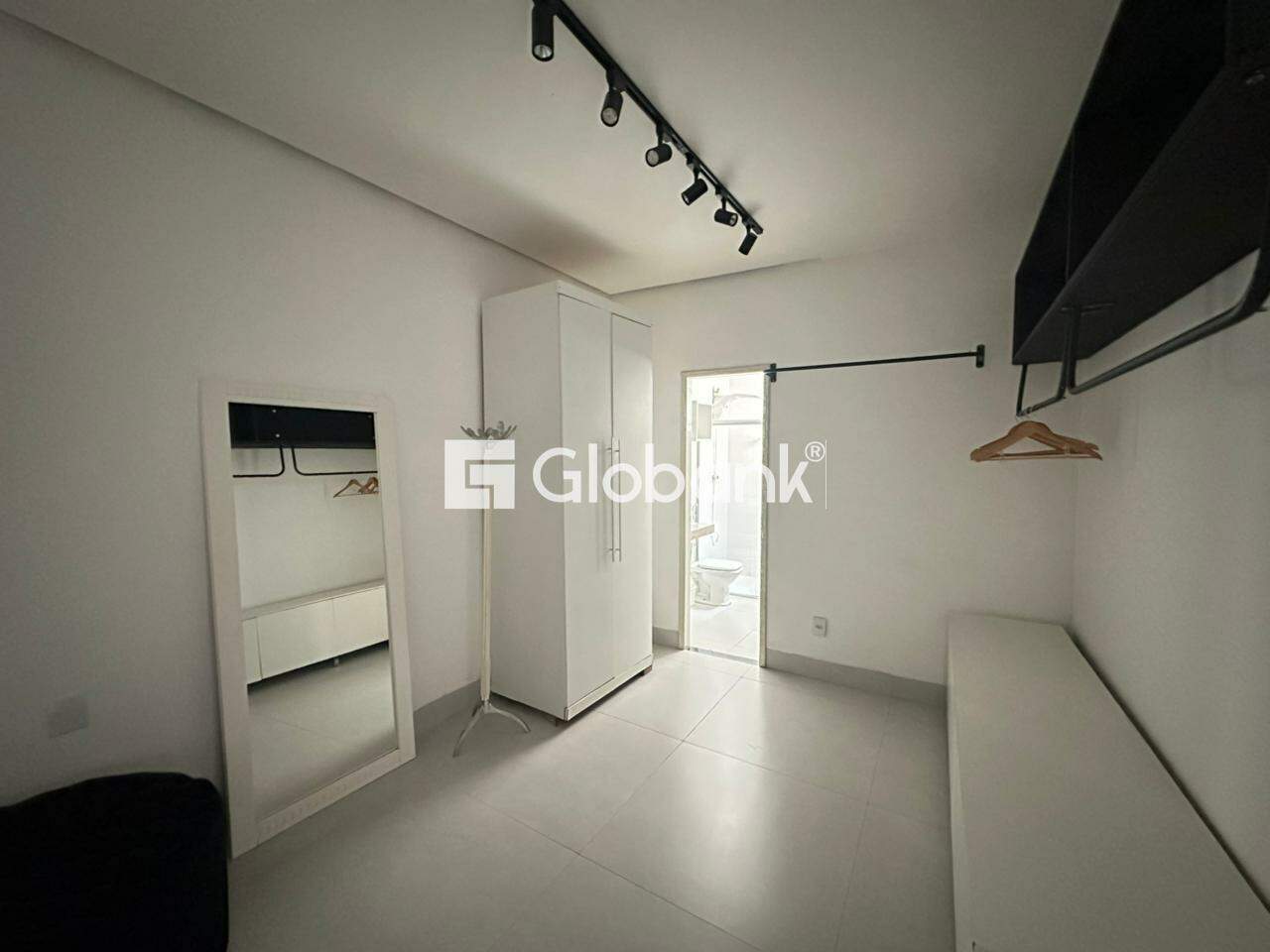 Casa 2 quartos para aluguel Barcelona Park 80m² Montes Claros MG: 