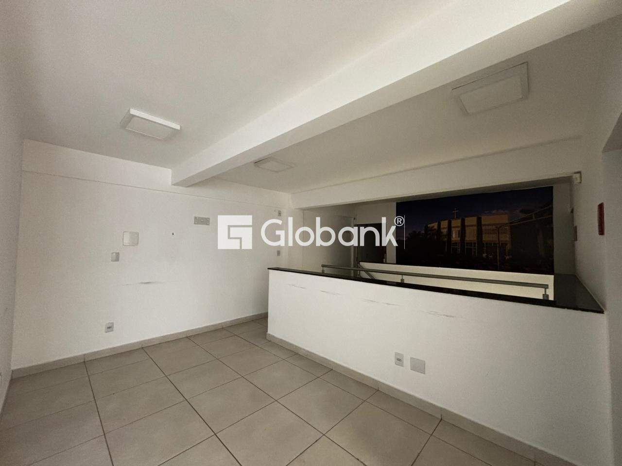 Ponto comercial para aluguel Santo Expedito 288,5m² Montes Claros MG: Sala