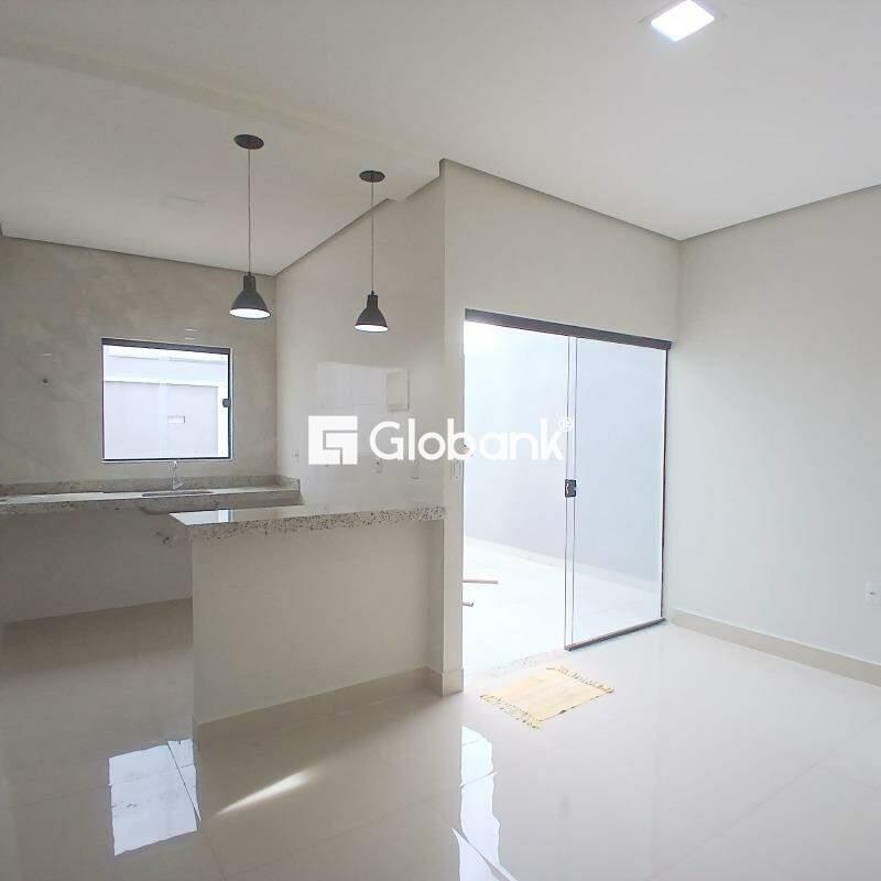 Casa 2 quartos à venda Jardim Olímpico 45m² Montes Claros MG: 