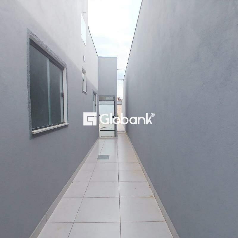 Casa 2 quartos à venda Jardim Olímpico 45m² Montes Claros MG: 