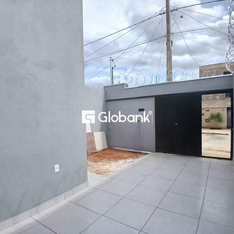 Casa 2 quartos à venda Jardim Olímpico 45m² Montes Claros MG: 