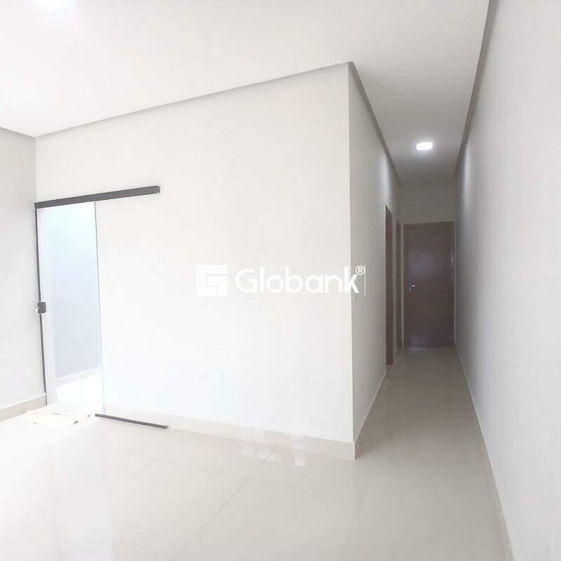 Casa 2 quartos à venda Jardim Olímpico 45m² Montes Claros MG: 