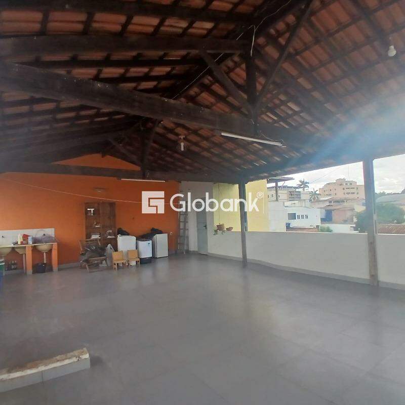 Cobertura 3 quartos à venda São José 140m² Montes Claros MG: 