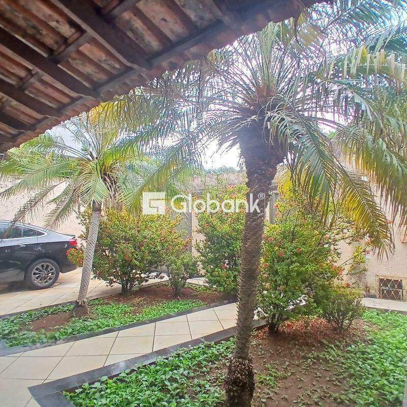 Casa 3 quartos à venda Esplanada 270m² Montes Claros MG: 