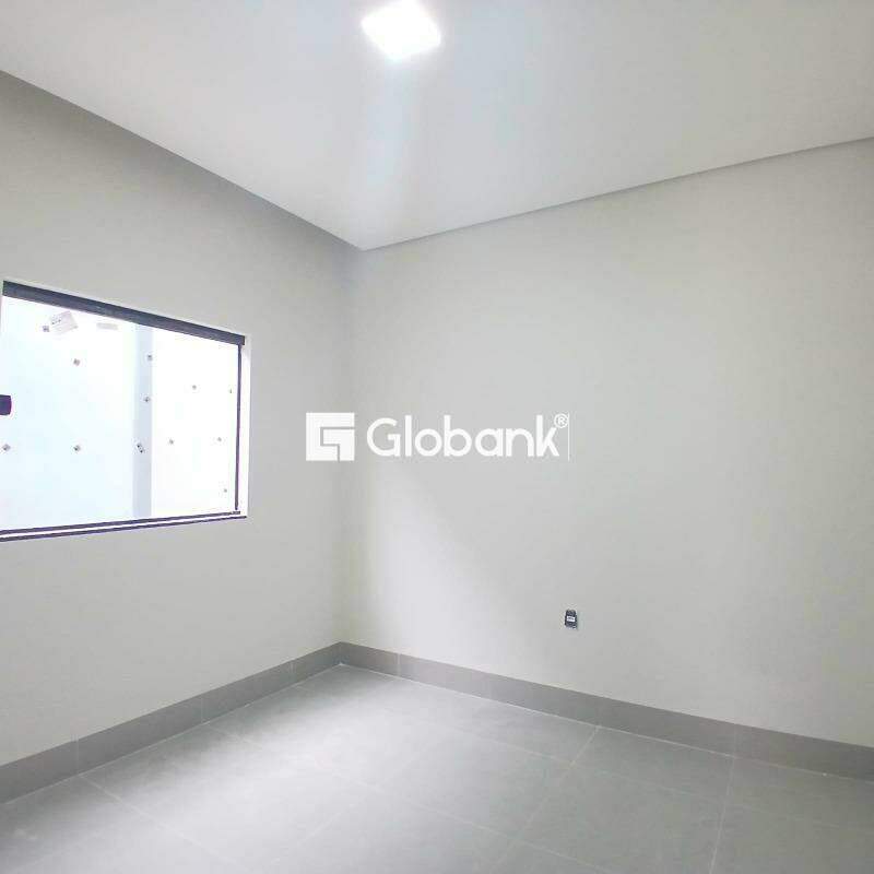 Casa 2 quartos à venda Jardim Olímpico 45m² Montes Claros MG: 