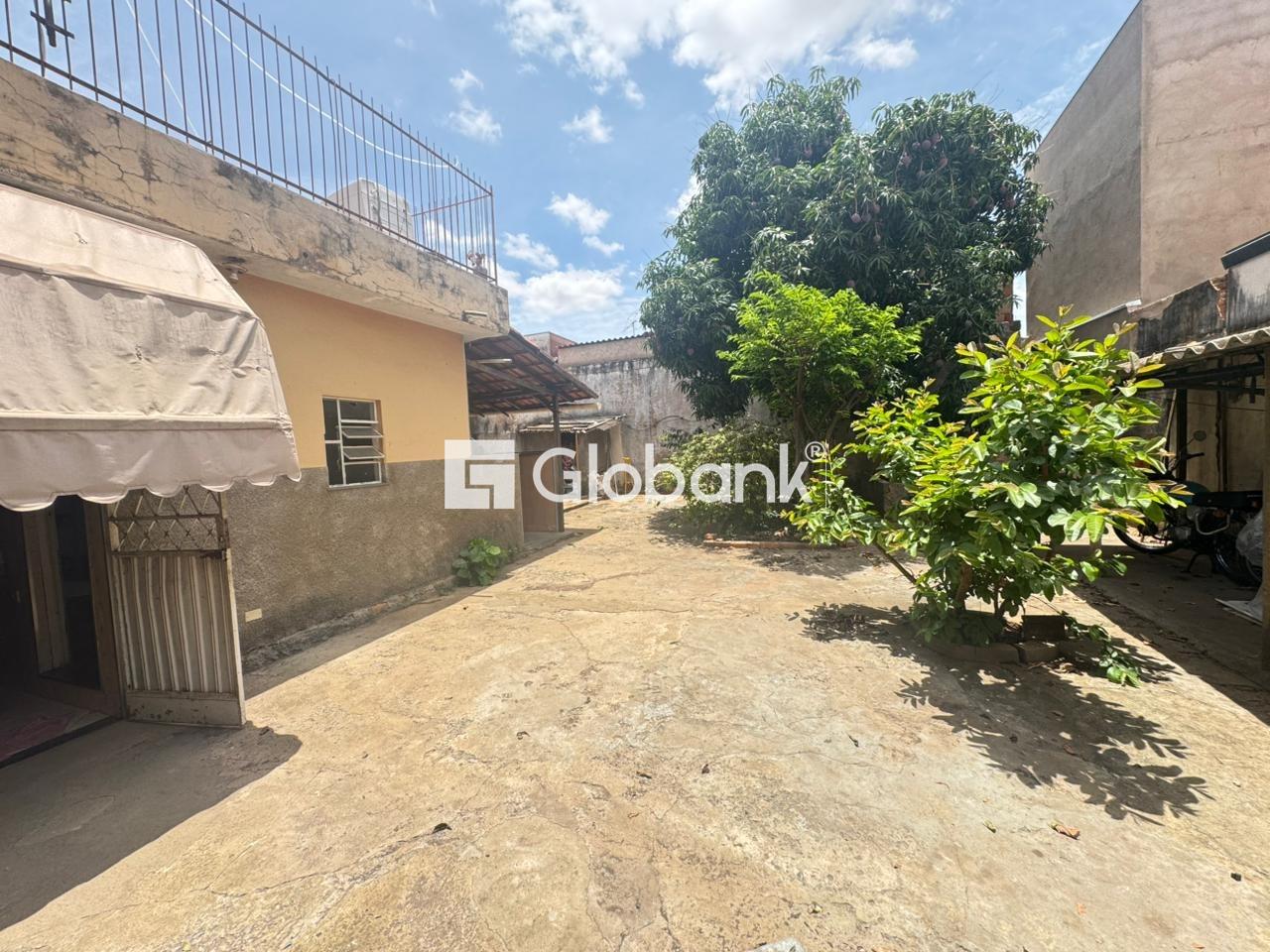 Casa 4 quartos à venda Vila Regina 260m² Montes Claros MG: 