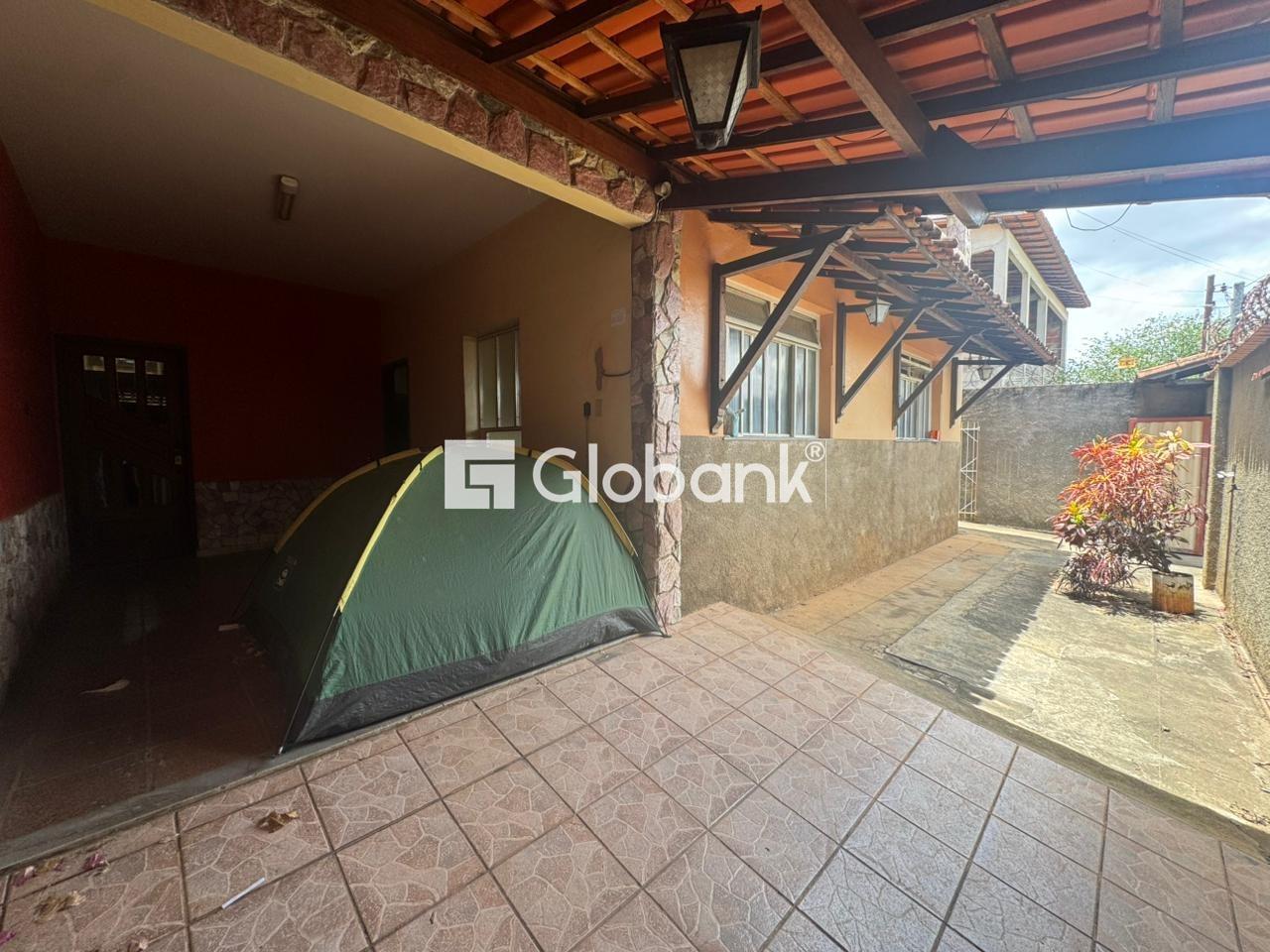 Casa 4 quartos à venda Vila Regina 260m² Montes Claros MG: 