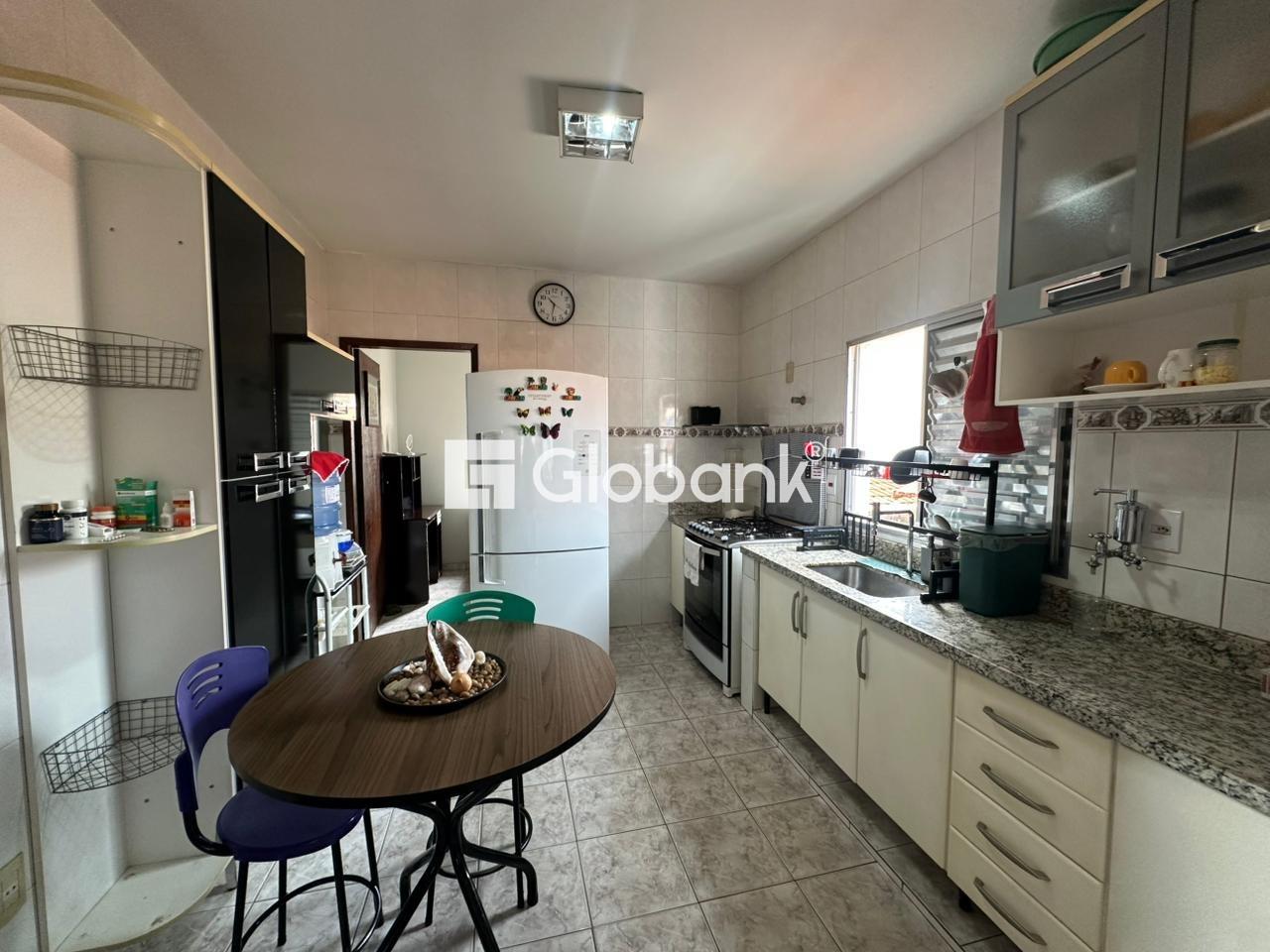 Casa 2 quartos para aluguel José Carlos Vale de Lima 90m² Montes Claros MG: Cozinha