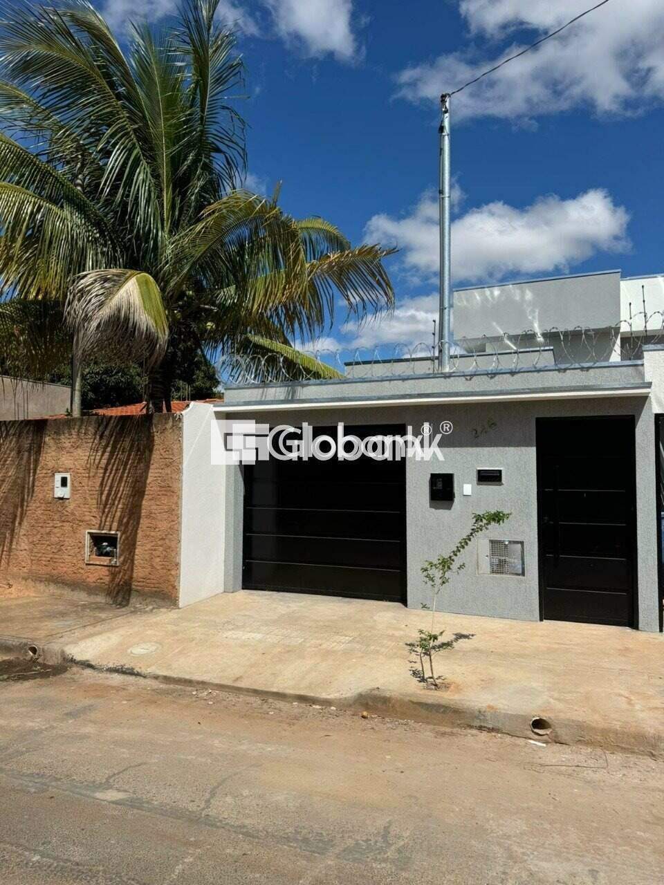 Casa 3 quartos à venda Jardim Primavera 62m² Montes Claros MG: Fachada