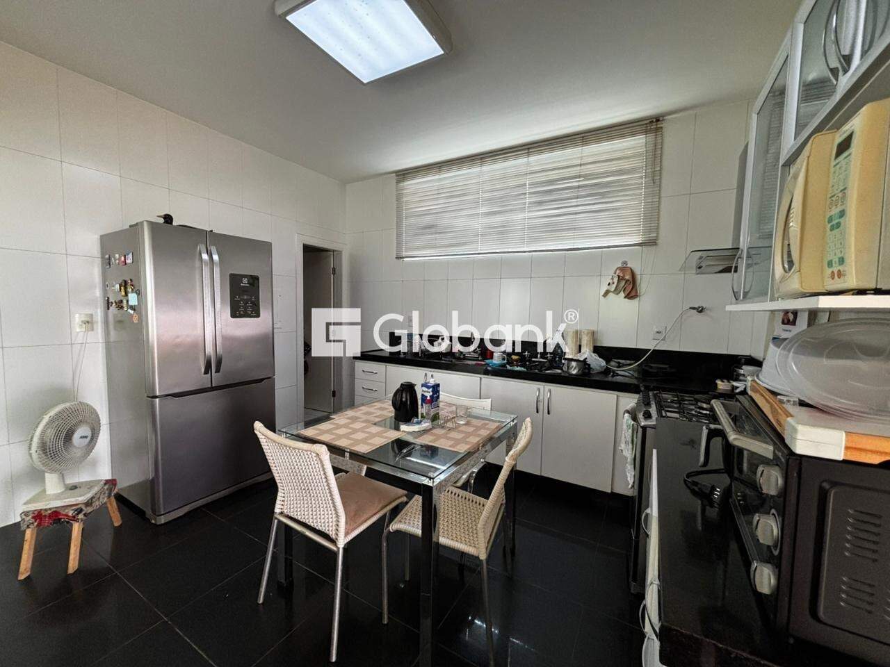 Casa em condomínio 3 quartos para aluguel Ibituruna 180m² Montes Claros MG: Cozinha