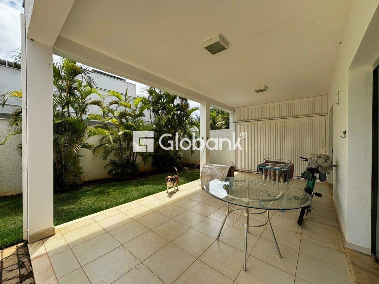 Casa em condomínio 3 quartos para aluguel Ibituruna 180m² Montes Claros MG: Garagem