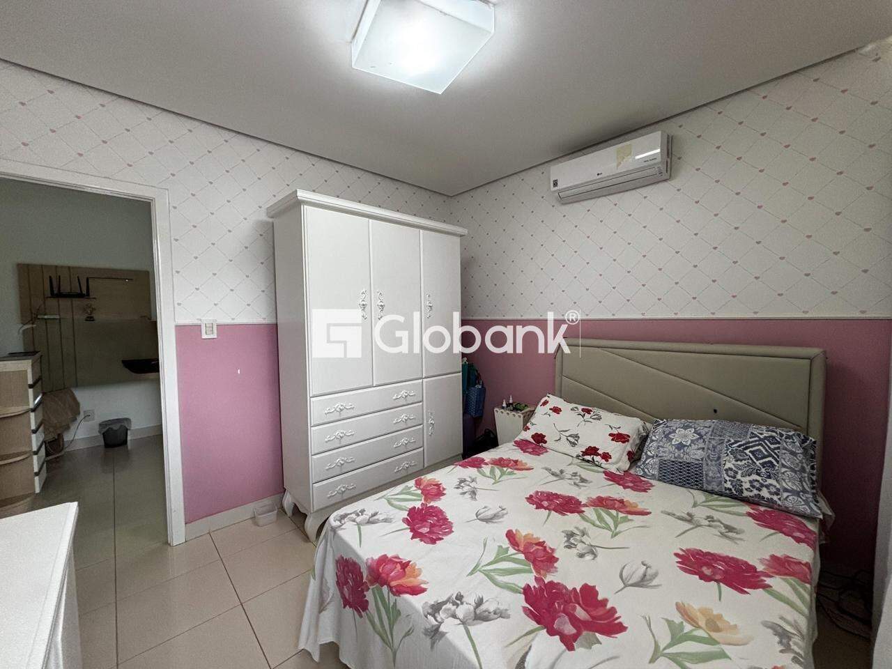 Casa em condomínio 3 quartos para aluguel Ibituruna 180m² Montes Claros MG: Quarto