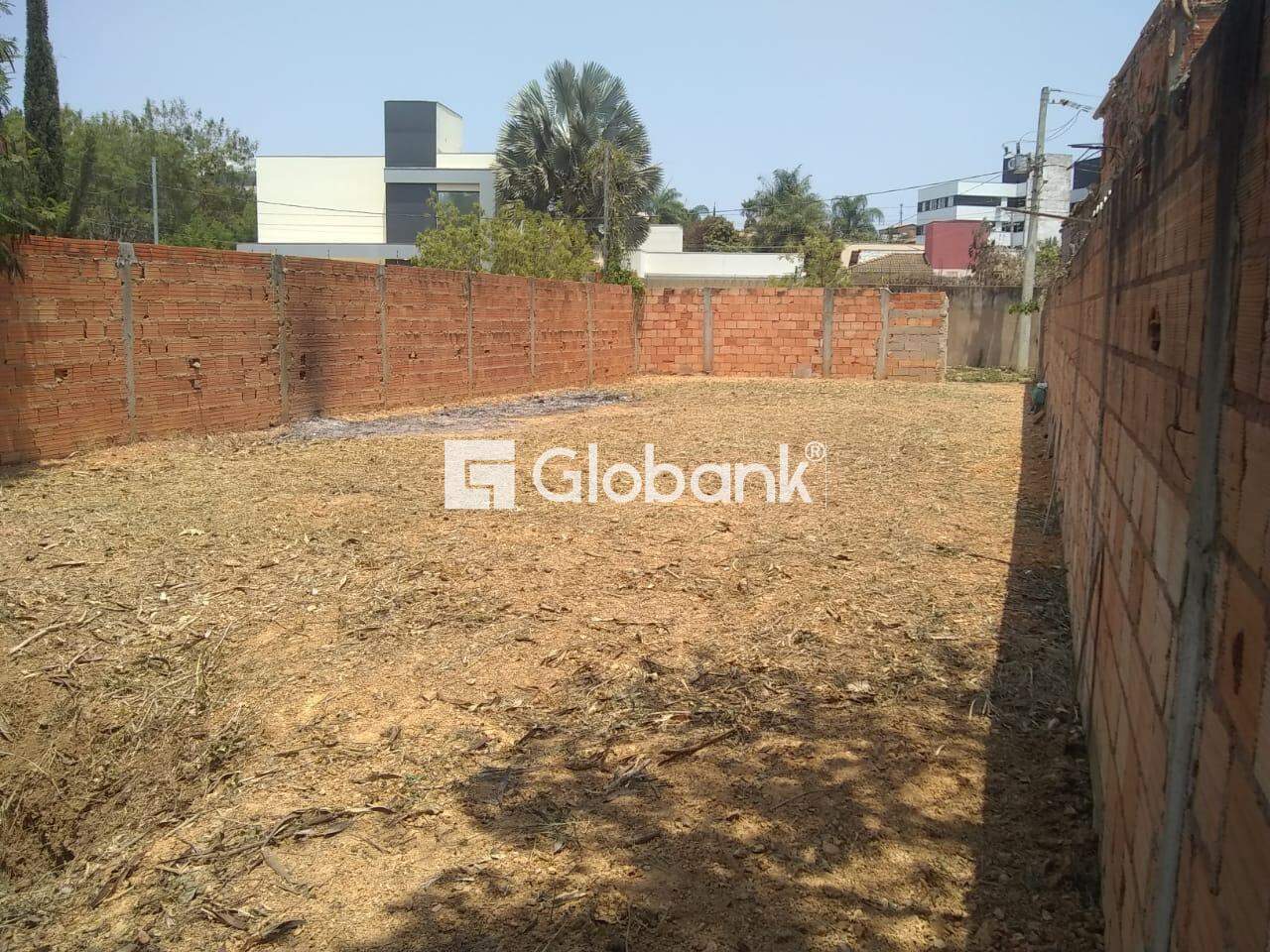 Terreno à venda Panorama II 300m² Montes Claros MG: 