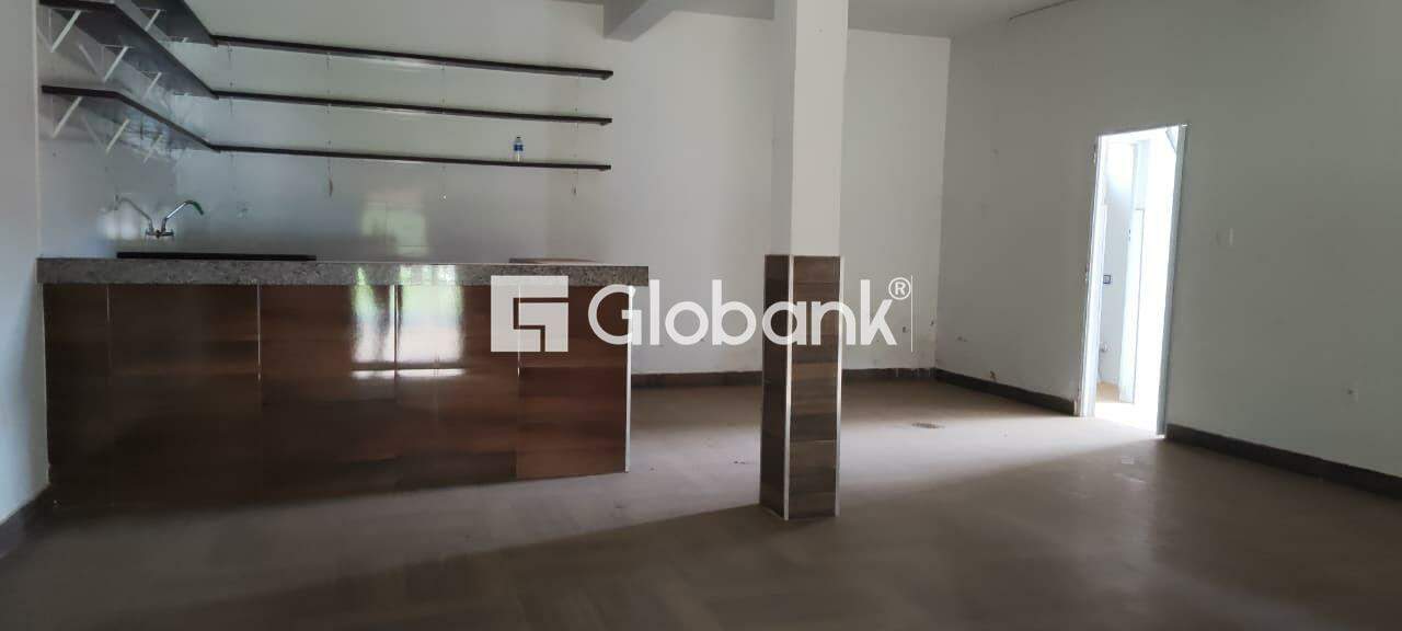 Ponto comercial para aluguel Centro 60m² Montes Claros MG: 