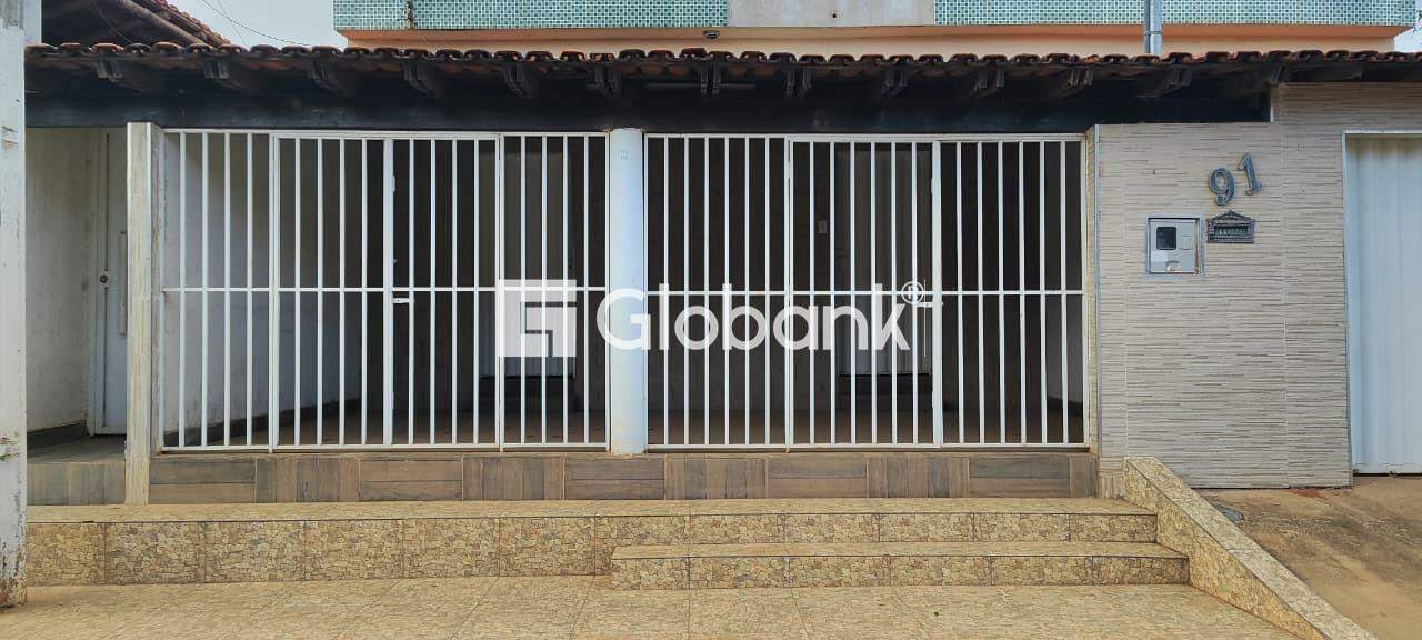 Ponto comercial para aluguel Centro 60m² Montes Claros MG: Fachada