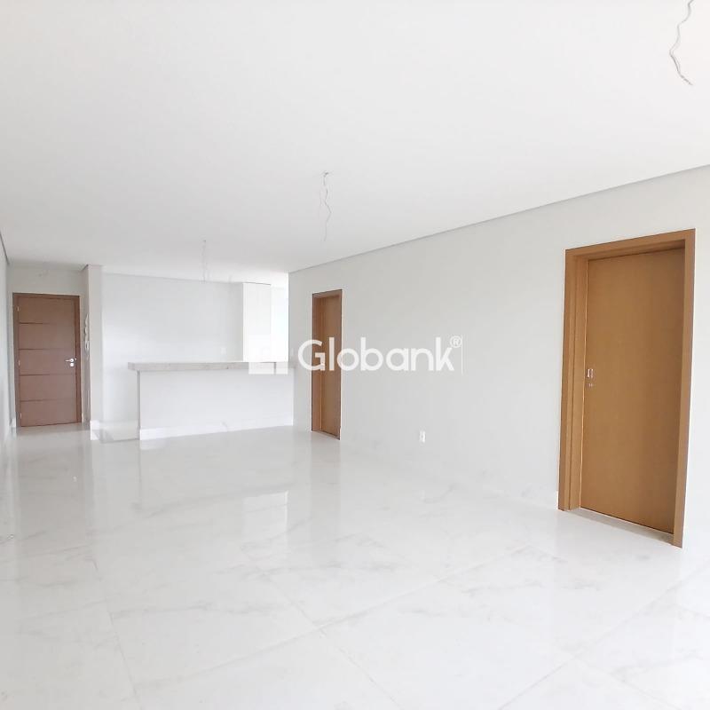 Apartamento 3 quartos à venda Jardim São Luiz 154m² Montes Claros MG: 