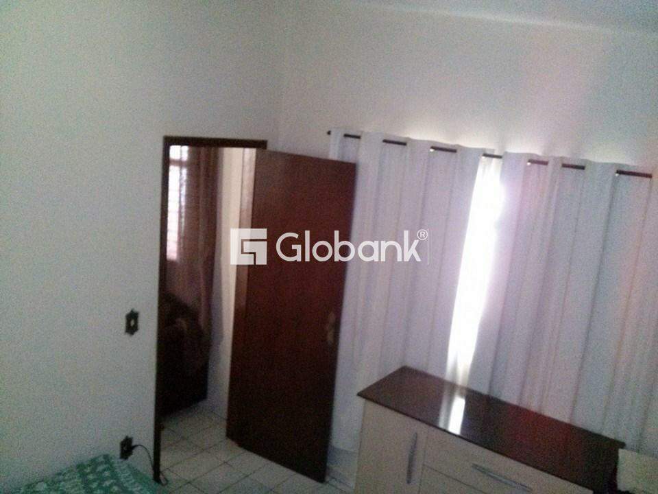 Casa 3 quartos à venda Alto Floresta 100m² Montes Claros MG: 