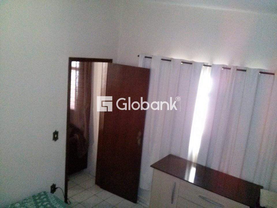 Casa 3 quartos à venda Alto Floresta 100m² Montes Claros MG: 