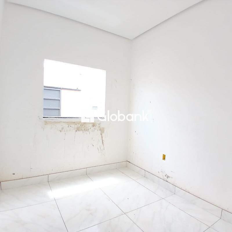 Casa 2 quartos à venda Jardim Olímpico 45m² Montes Claros MG: 