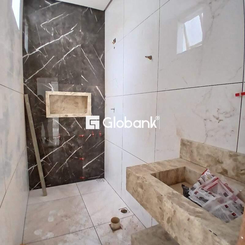 Casa 2 quartos à venda Jardim Olímpico 45m² Montes Claros MG: 