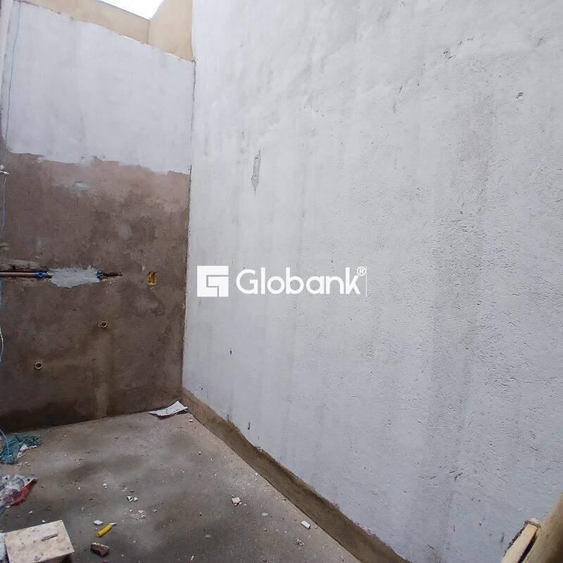 Casa 2 quartos à venda Jardim Olímpico 45m² Montes Claros MG: 