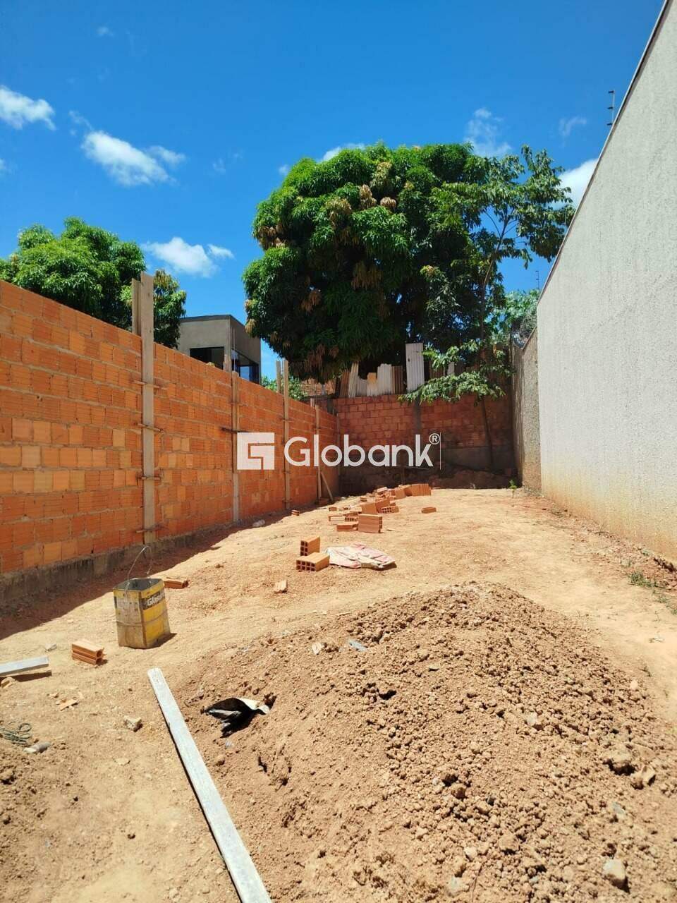 Terreno à venda Alterosas 0m² Montes Claros MG: 1