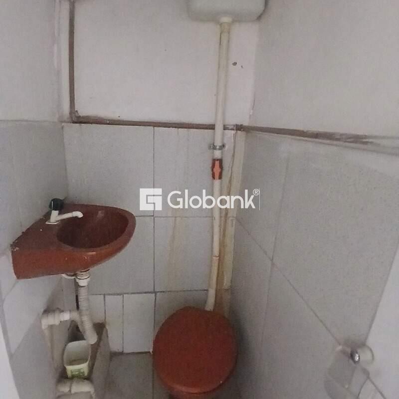 Ponto comercial à venda Vila Guilhermina 80m² Montes Claros MG: 