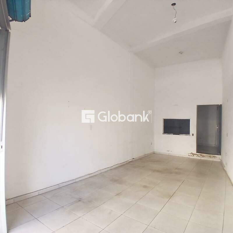 Ponto comercial à venda Vila Guilhermina 80m² Montes Claros MG: 